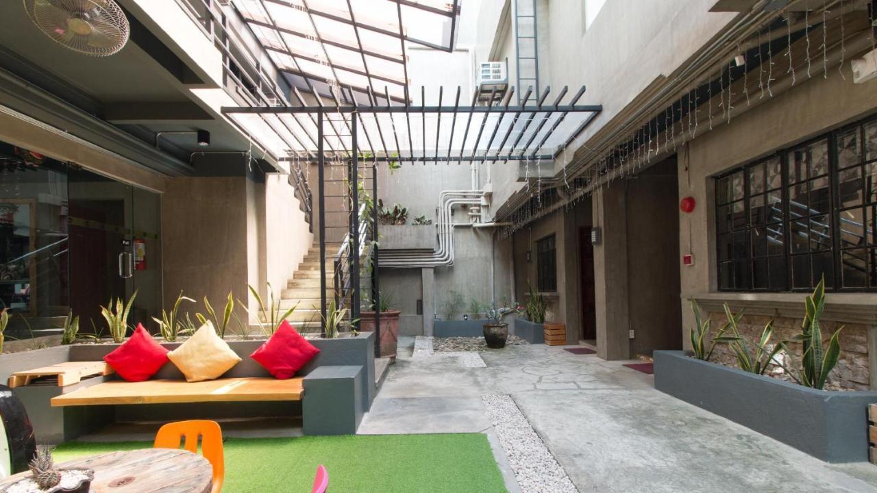 Reddoorz Plus @ Taft North Mandurriao Iloilo Extérieur photo