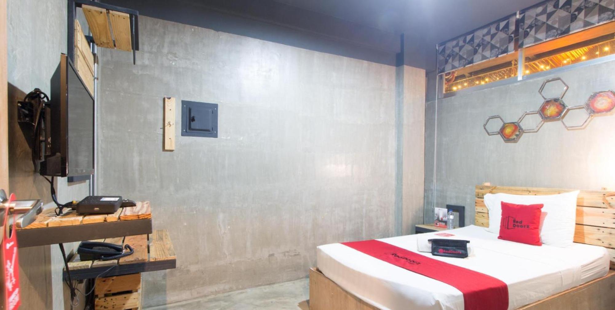 Reddoorz Plus @ Taft North Mandurriao Iloilo Extérieur photo