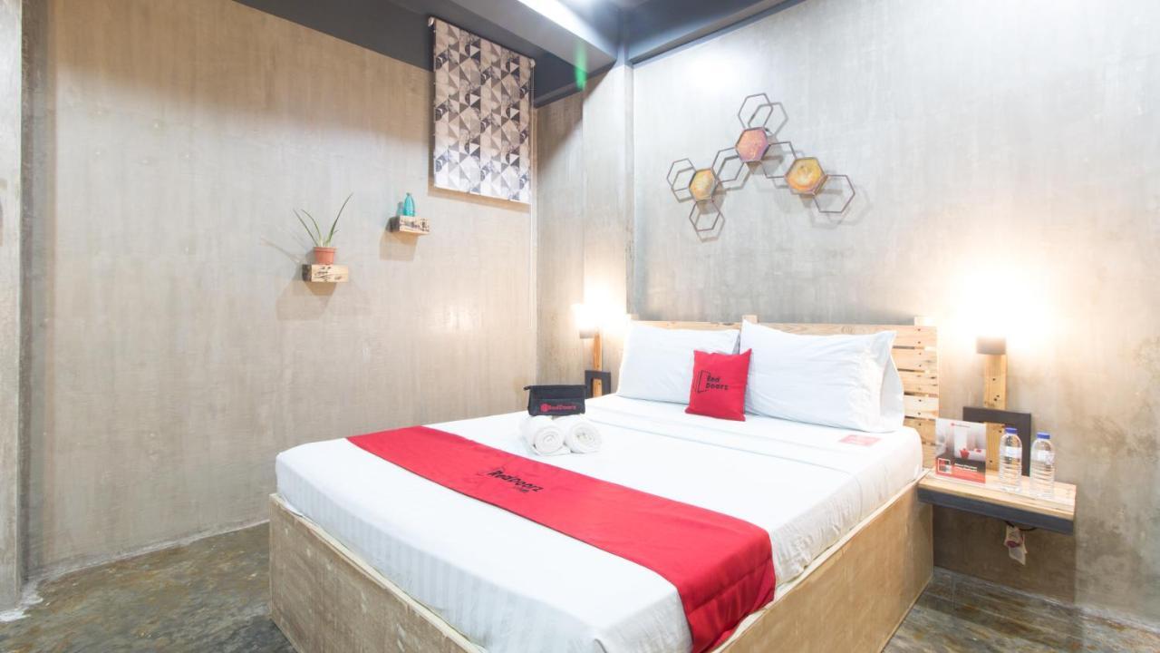 Reddoorz Plus @ Taft North Mandurriao Iloilo Extérieur photo