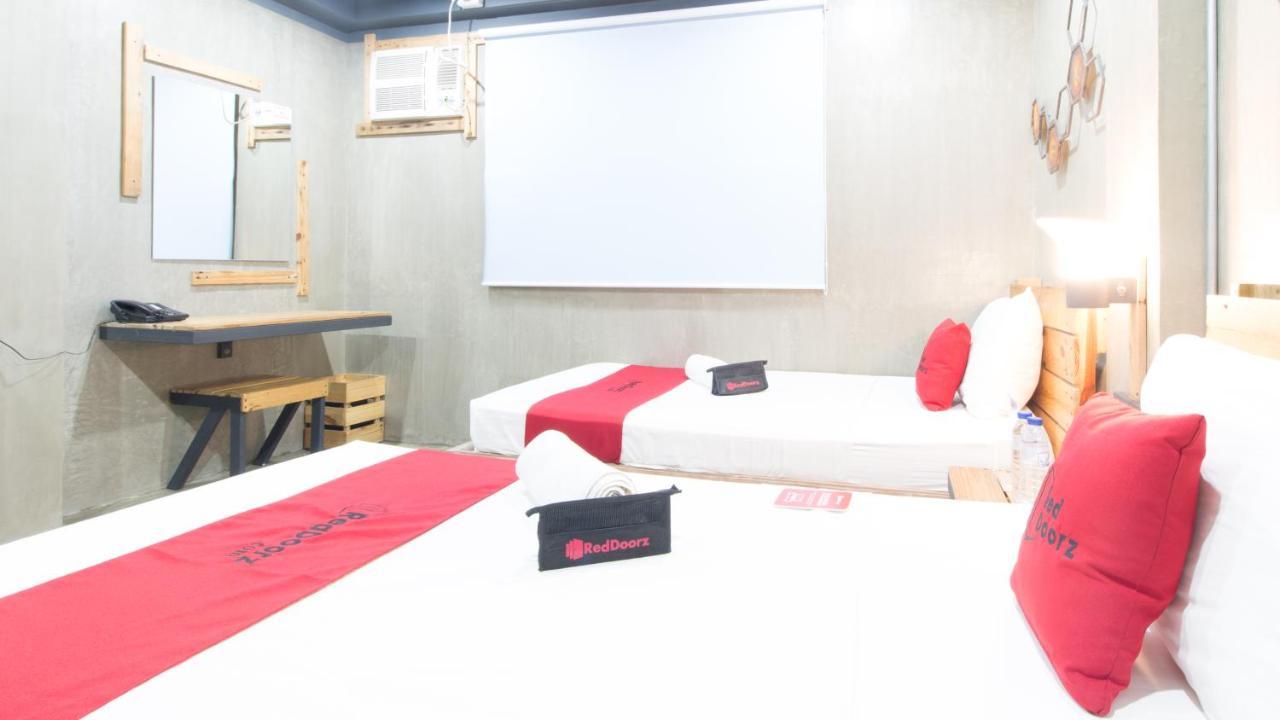 Reddoorz Plus @ Taft North Mandurriao Iloilo Extérieur photo