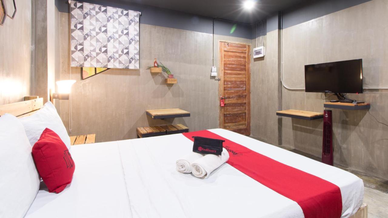 Reddoorz Plus @ Taft North Mandurriao Iloilo Extérieur photo