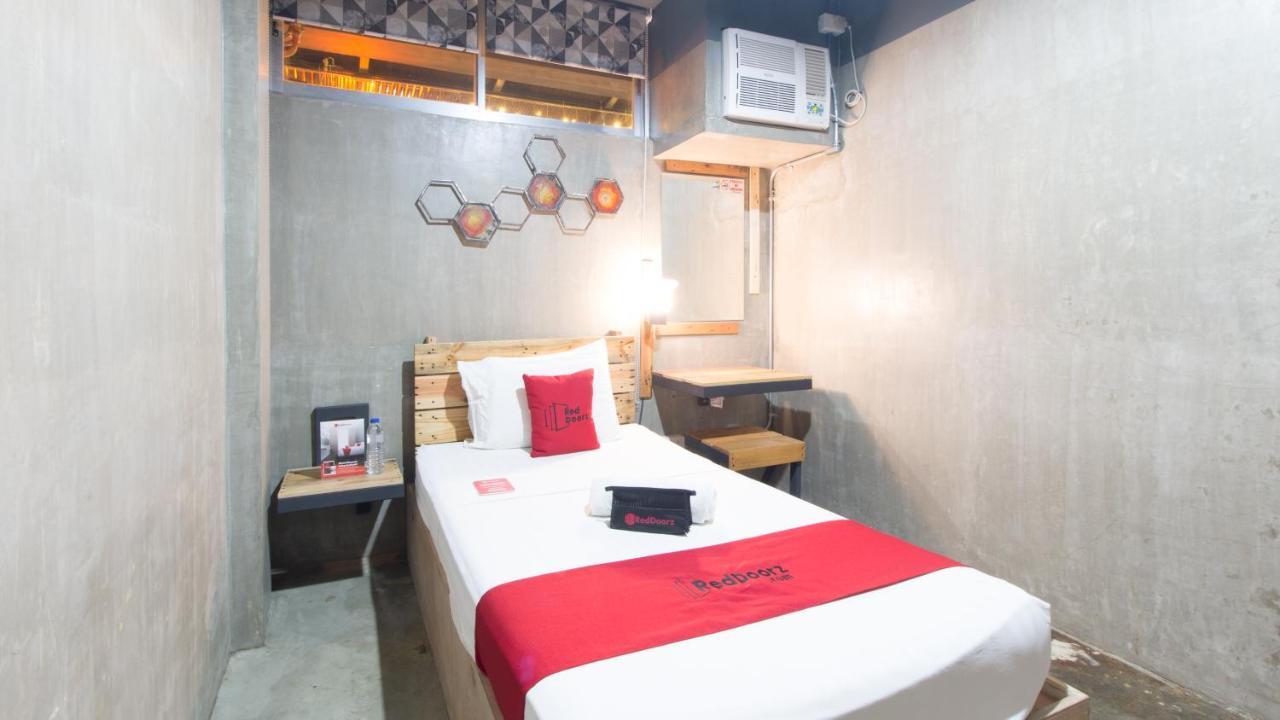 Reddoorz Plus @ Taft North Mandurriao Iloilo Extérieur photo